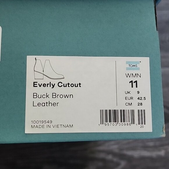 TOMS "Everly Cutout" Booties - Picture 3 of 9